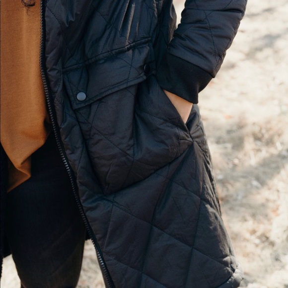 CJLA Allie reversible quilted/ Sherpa Jacket - Picture 3 of 6